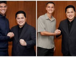 Resmi, Mees Hilgers dan Eliano Reijnders Salaman dengan Erick Thohir