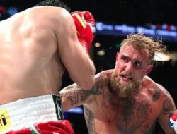 Jake Paul Kalahkan Julio Cesar Chavez Jr dalam Duel 10 Ronde, Kini Bidik Gelar Raja Tinju Dunia!
